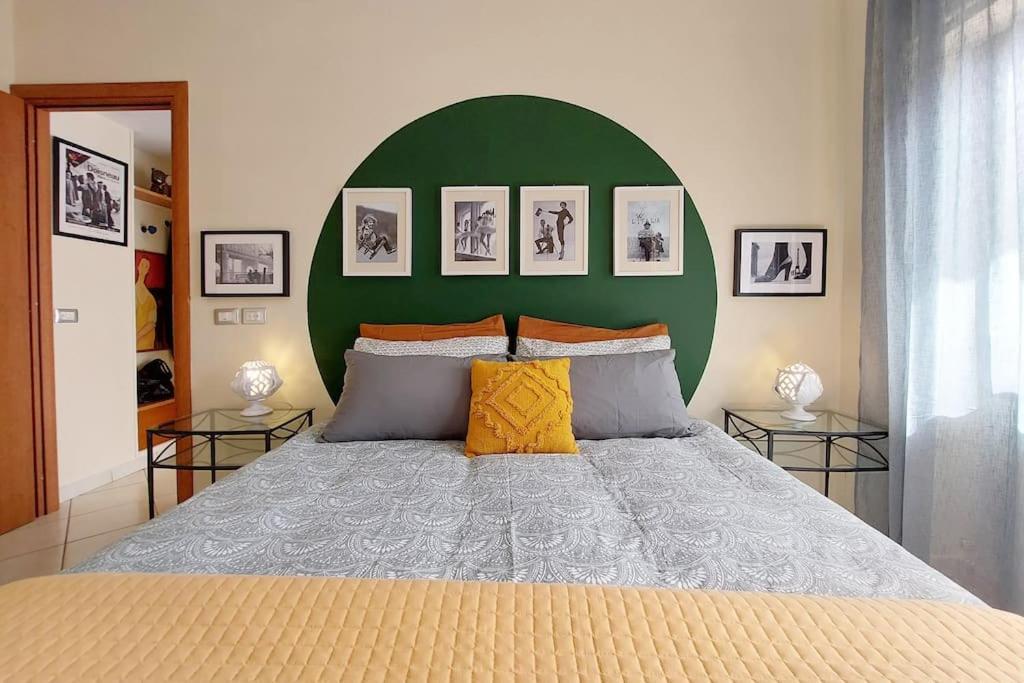 Relax Rome With 2 Balconies - 2 Bedroom Flat, 3Rd Floor With Lift, High Comfort, Quite, A Walk From Urban Train Station Gemelli And Metro A Stops Battistini & Cornelia Connecting To Center In 20 Minutes, 2 Steps From Bus Stop, Cycle Path, Groceries Εξωτερικό φωτογραφία